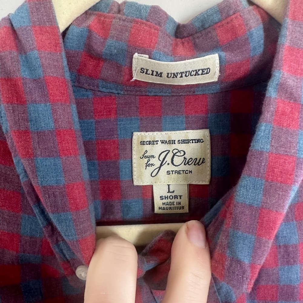 Slim button down - Picture 2 of 3